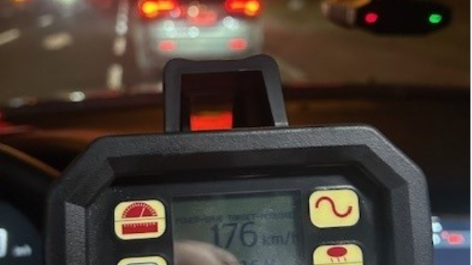 Image of OPP speed gun showing 176 km/hr