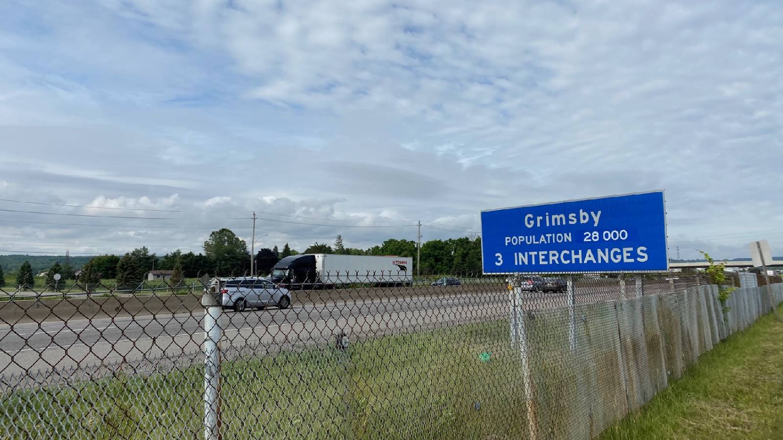 Highway sign of Grimsby
